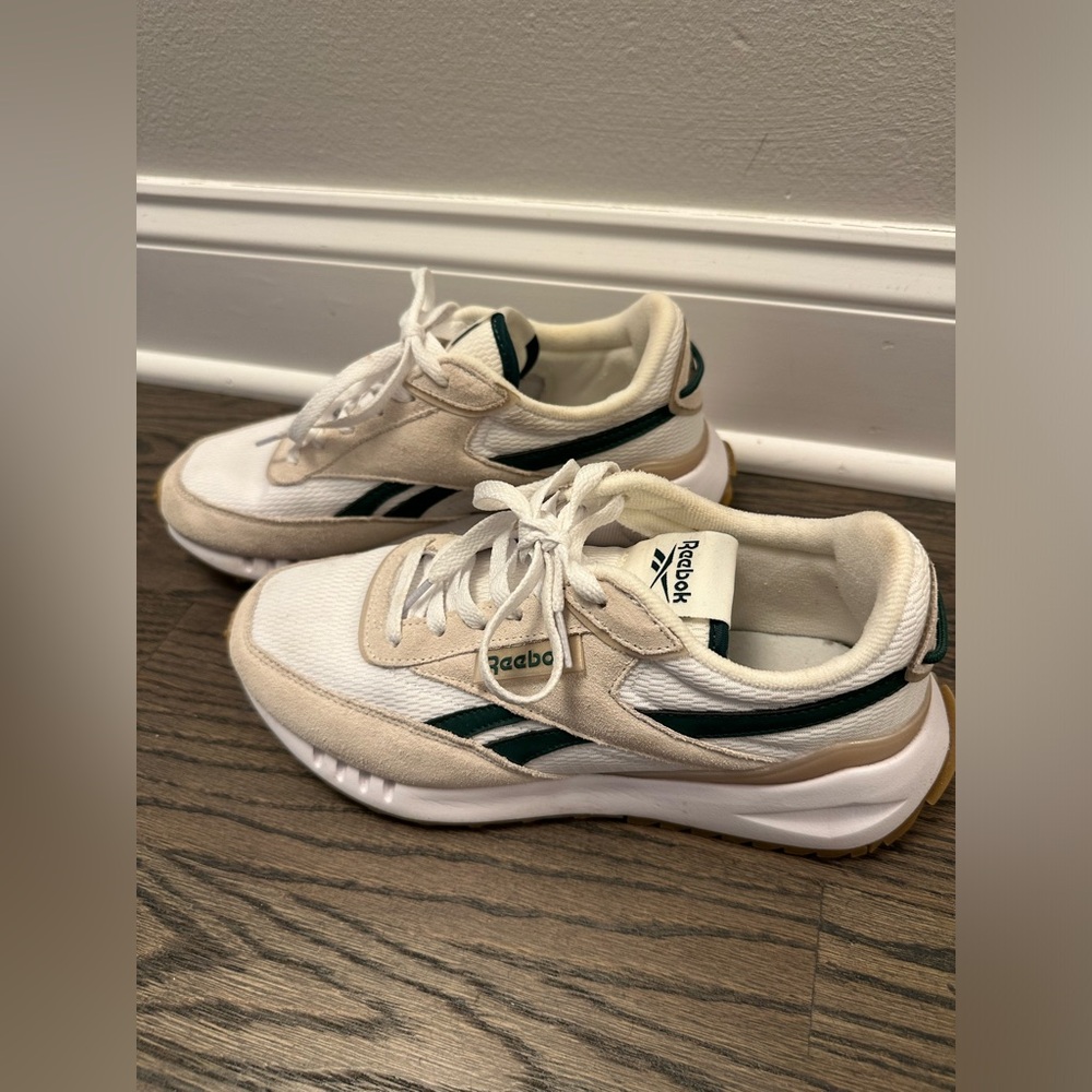 Reebok women's sneaker